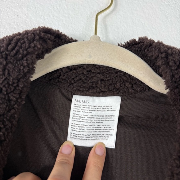 Lululemon teddy half zip Cozy Brown Sherpa Pullover size M/L - Picture 8 of 9